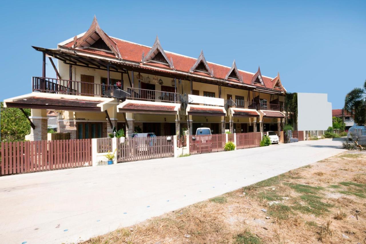 Oyo 789 Andaman Place@Baandon Thalang Exterior foto